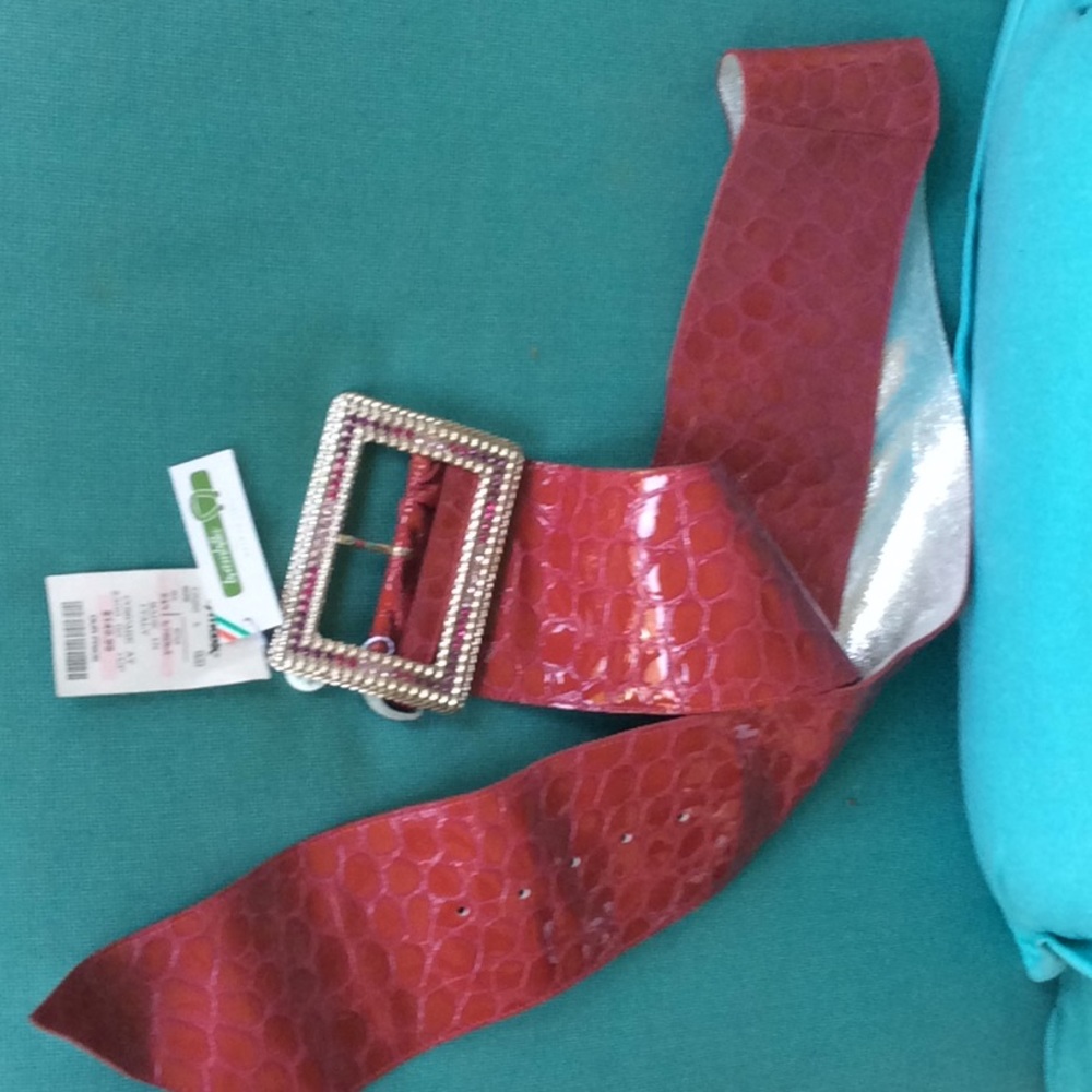 Women’s belt